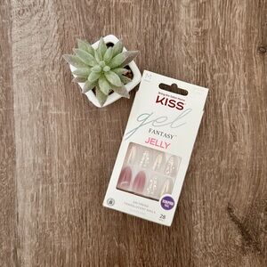 KISS fantasy jelly sculpted nails